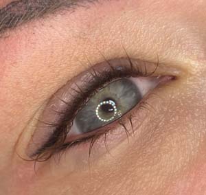 EYELINER TATTOOING